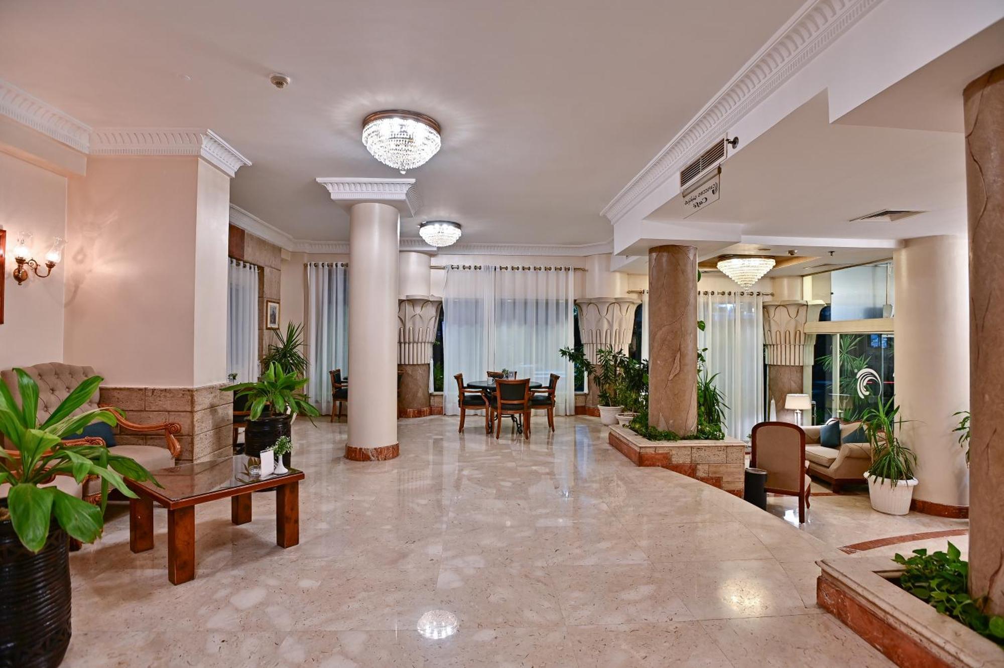 Swiss Inn Nile Hotel Giza Екстериор снимка
